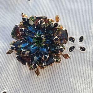 Vintage JUDY LEE Blue Green Navette Rhinestone Gold Tone Flower Brooch